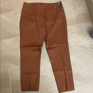 Carmel Ankle Pants with Button Detail